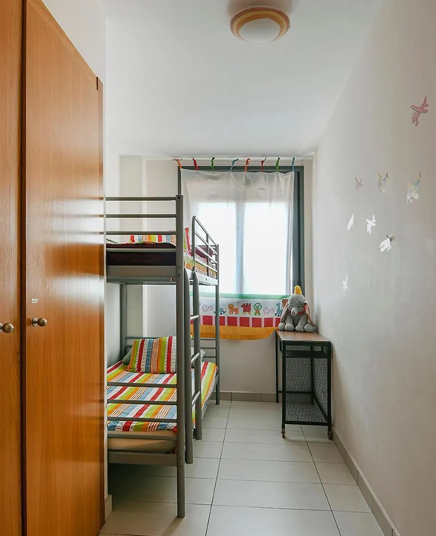 Cambrils Blau Residencial Team019 Espana Spagna